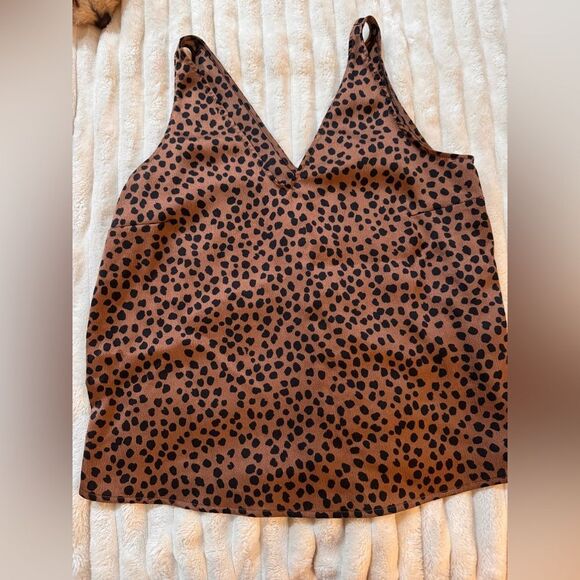 Old Navy Black and Brown Cheetah Sleeveless Crop Tank Top - Picture 7 of 7